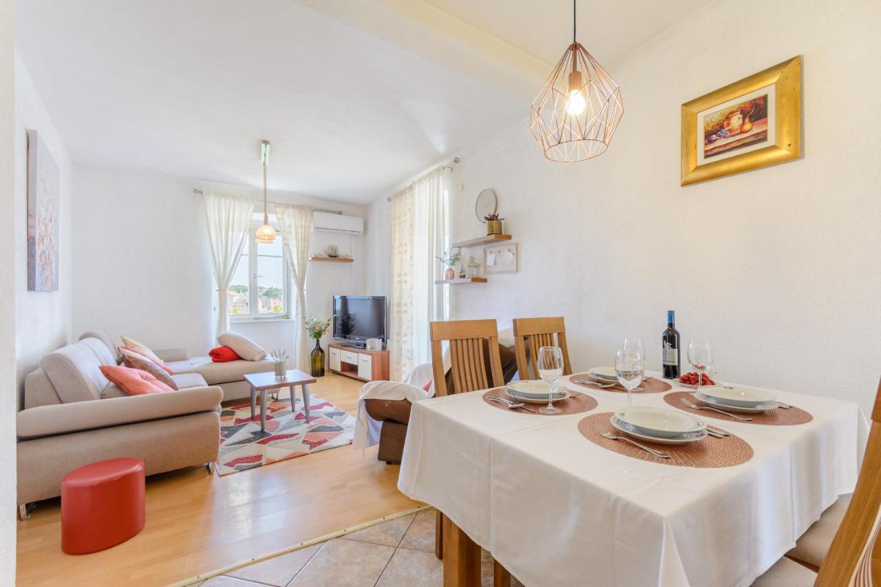 Apartman Mare Milna  Exteriér fotografie