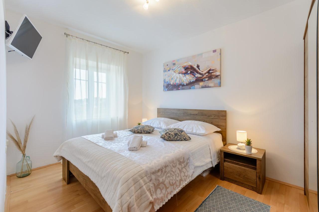 Apartman Mare Milna  Exteriér fotografie