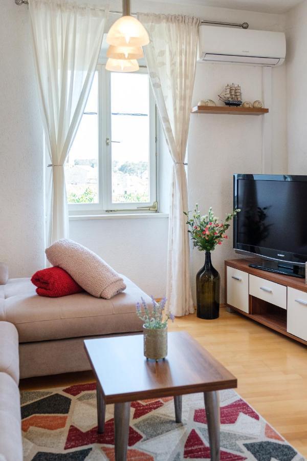 Apartman Mare Milna  Exteriér fotografie