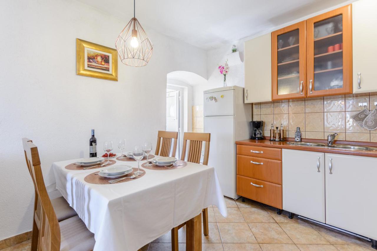 Apartman Mare Milna  Exteriér fotografie