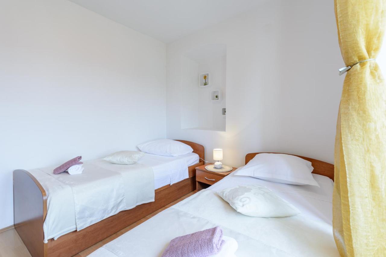 Apartman Mare Milna  Exteriér fotografie